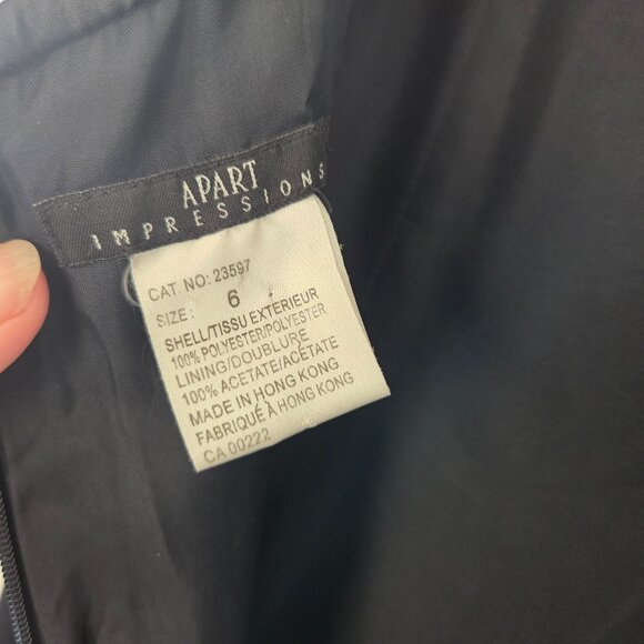 Formal long navy blue sleeveless dress with open back. Size 6 - Picture 4 of 4